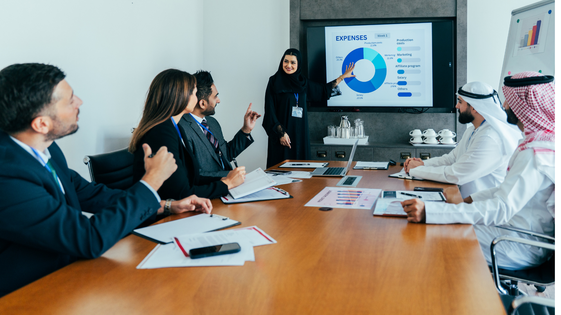 UAE Companies Race to Comply With New Salary Payment Rule Before June 1 cover
